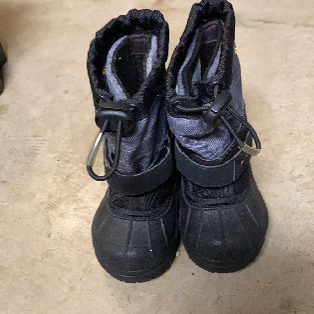 Winter boots
